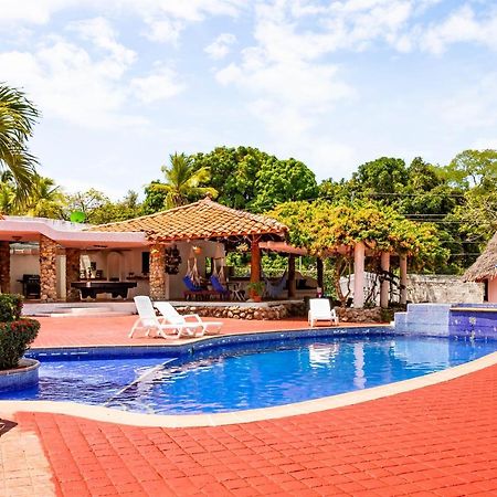Cottage house Nueva Gorgona Exterior photo